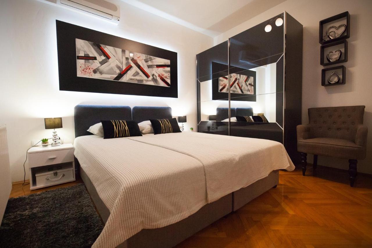 Apartman Aurelius - Private Parking Осиек Экстерьер фото